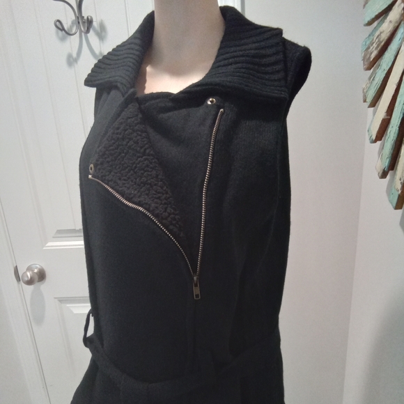 New Directions Size XL Black Asymmetrical Zippered Moto Sweater Lined Vest - Picture 1 of 13